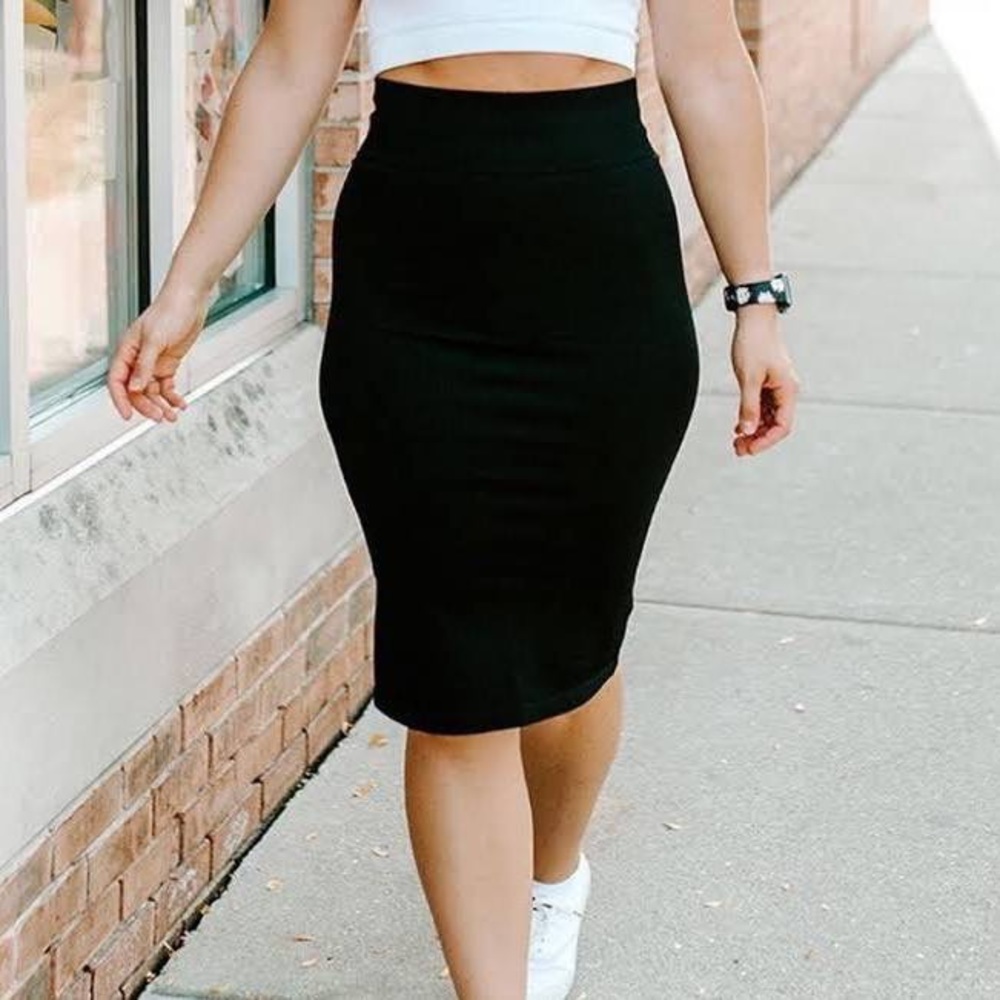 Balance athletica/vitality linear skirt
